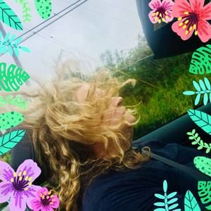 Meet your Posher, Kimberly